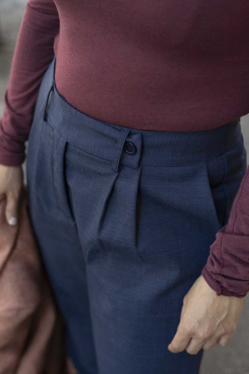 Pantalone taglio maschile pieghe fresco lana blu 078 misstufi