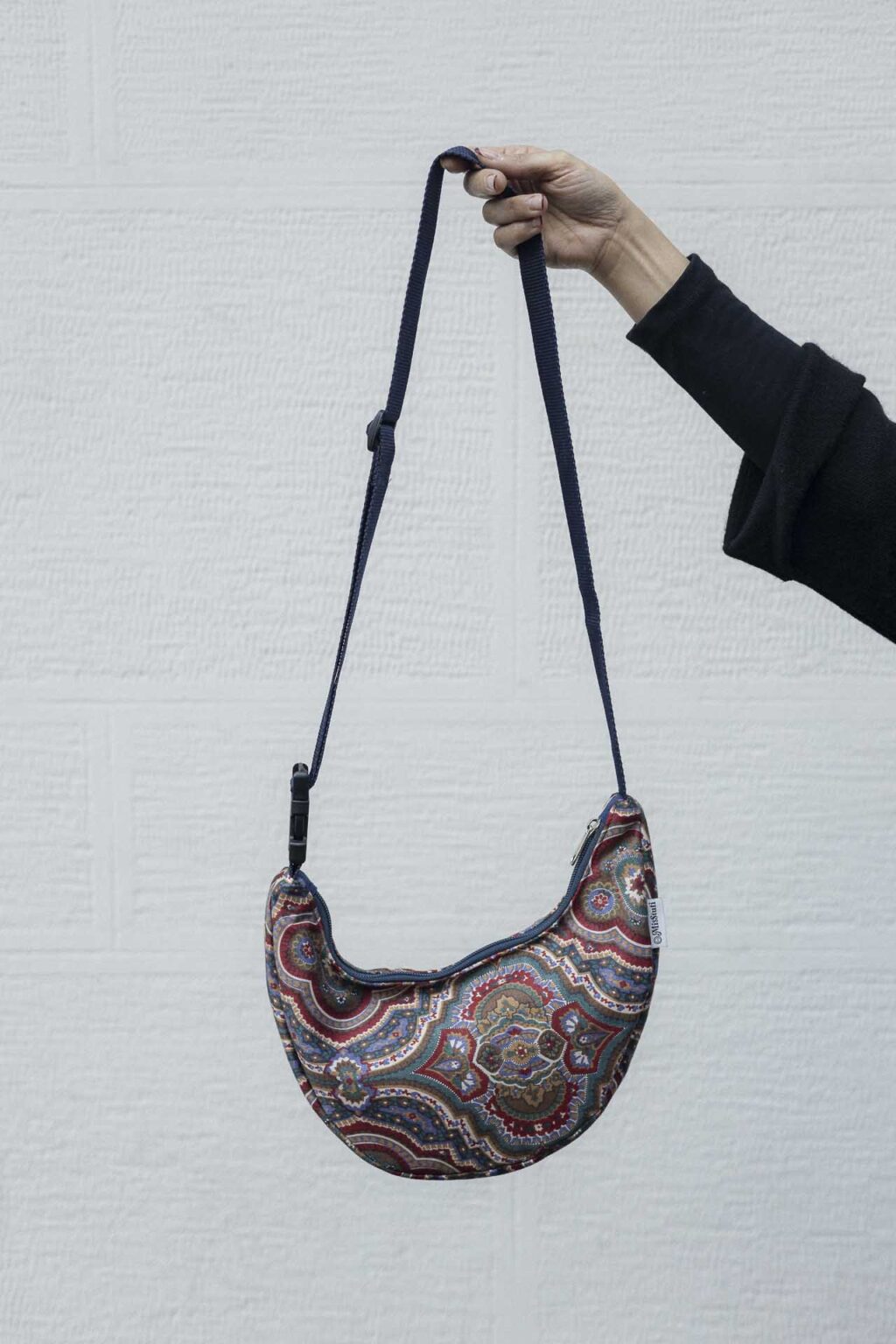 Borsa mezzaluna tessuto vintage fantasia 246 misstufi